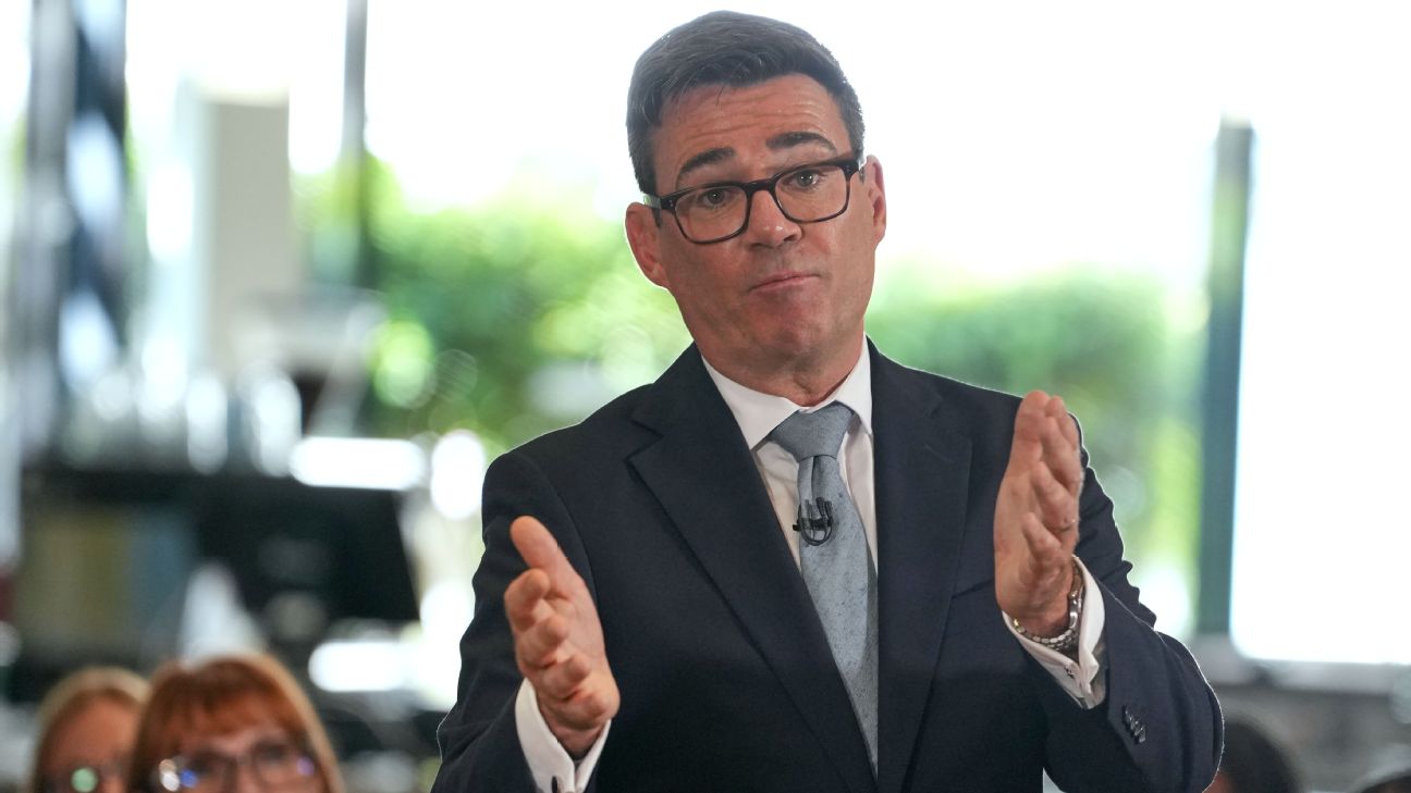 英格兰首相伯纳姆要求因凡蒂诺辞职，世界杯出售计划引发抵制